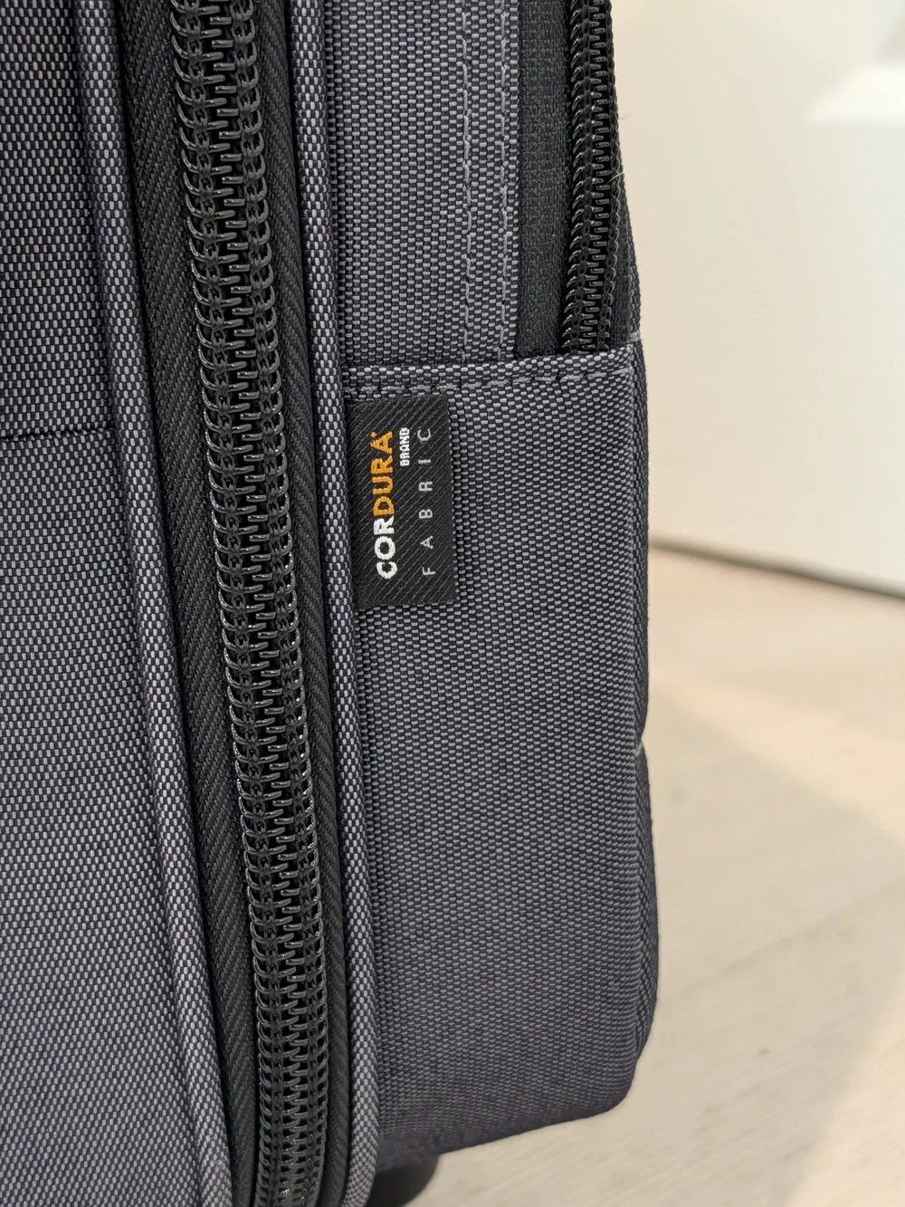 OGIO men carry